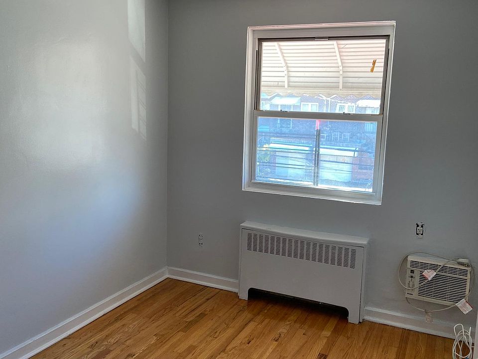1st image of 2438 Wilson Ave #2