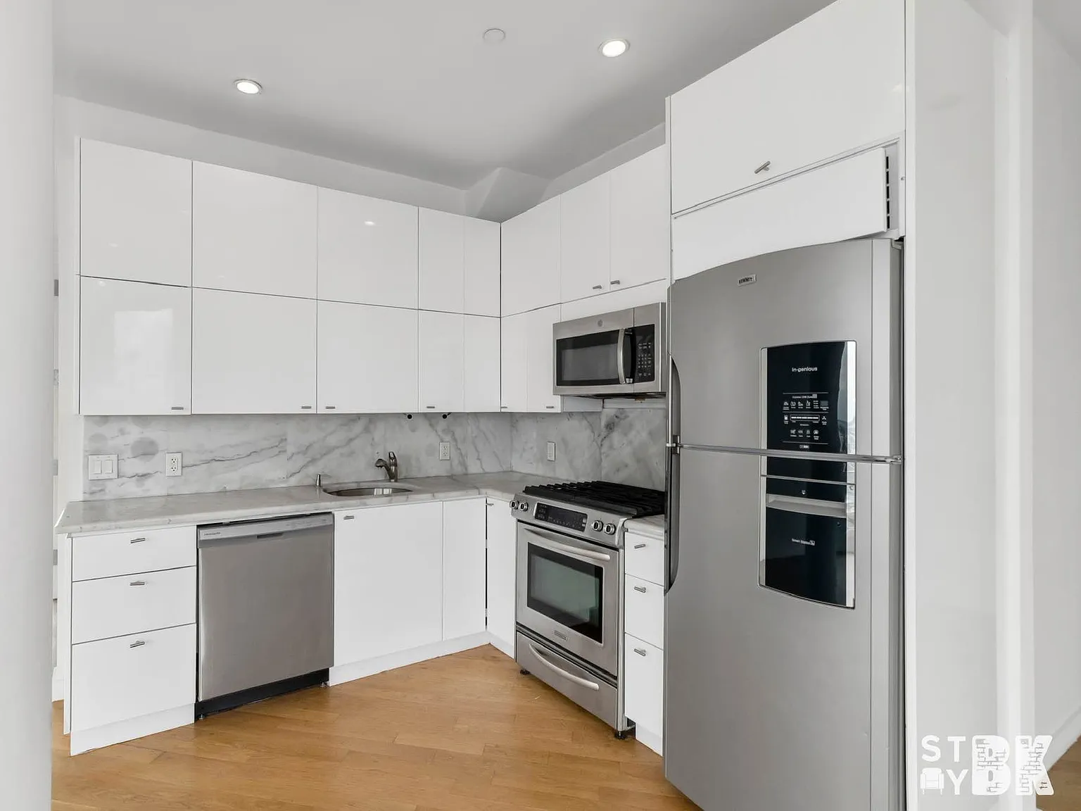 525 Clinton Avenue — Photo 3