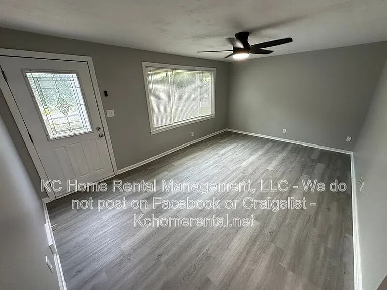 11636 W 68th Ter — Photo 8