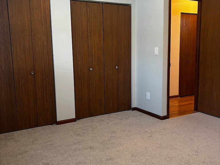 4 Edith Ct — Photo 29
