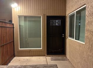 93 N Cooper Rd UNIT 18, Chandler, AZ 85225