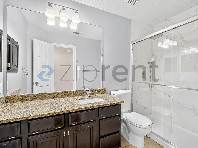 5412 Blue Water Lake Dr — Photo 24