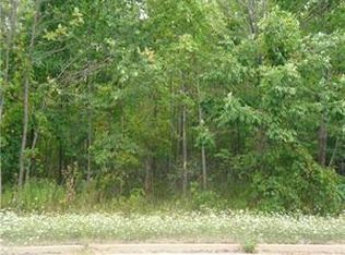 8760 Greiner Rd, Williamsville, NY 14221