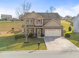 2919 Royal Mile Dr, Kingsport, TN 37664