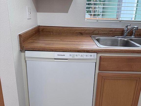 5th image of 1970 N HARTFORD Street #62