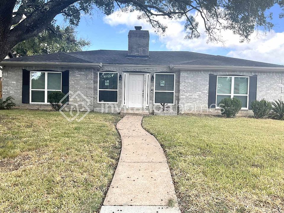 1st image of 15823 Blackhawk Blvd