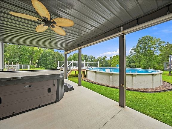 5th image of 786 Pumpkin Knob Rd