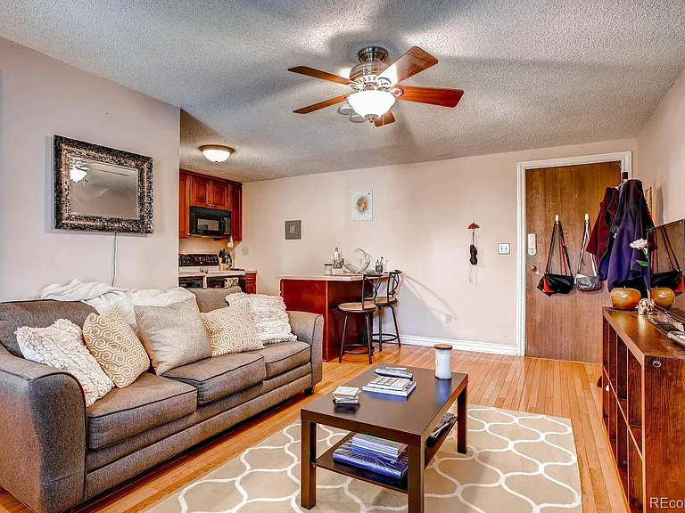 2101 S Josephine St #109 — Photo 5