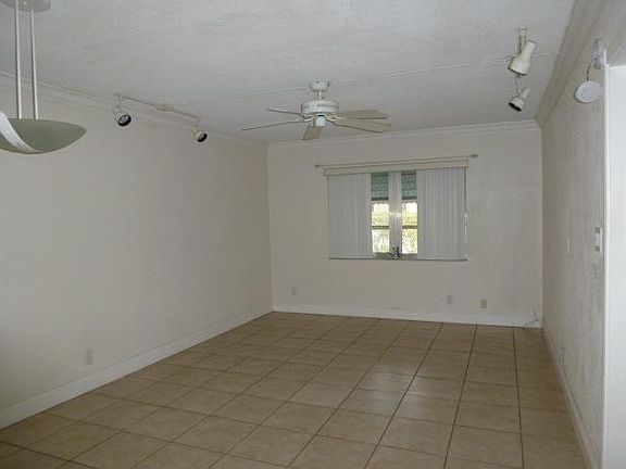 3rd image of 3300 NE 10th Ter APT 21