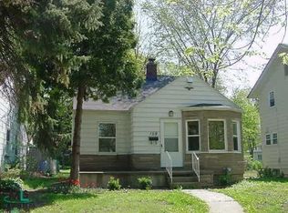 159 S Highland St, Mount Clemens, MI 48043