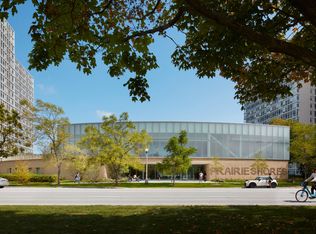 Prairie Shores, Chicago, IL 60616