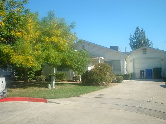 1st image of 900 W Canal Dr Unit 106