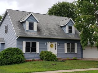 1333 Ridgeway Ave, Onalaska, WI 54650