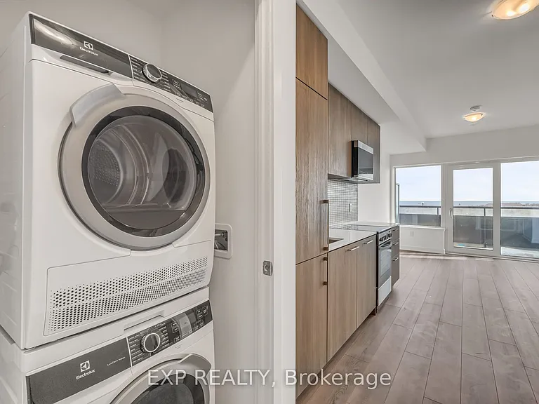 7437 Kingston Rd #908B — Photo 21