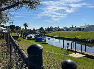 202 NE Surfside Ave, Port Saint Lucie, FL 34983