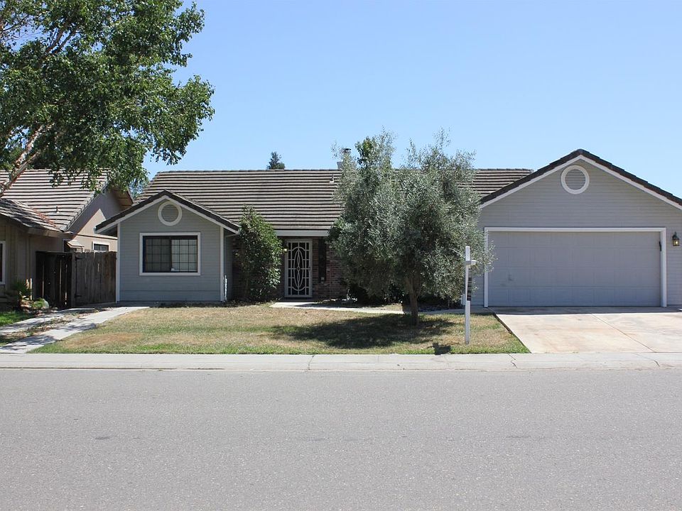 2nd image of 664 Pestana Dr