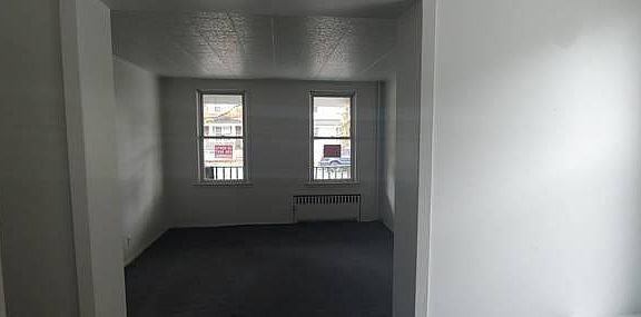 5th image of 9711 123rd St