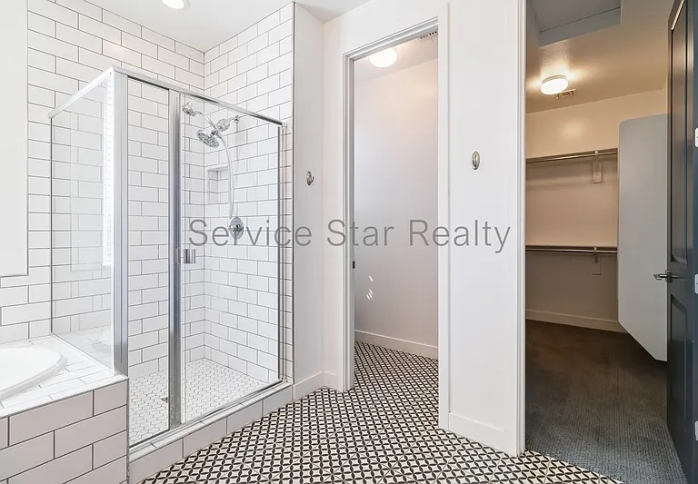 25312 N 20th Ave — Photo 17