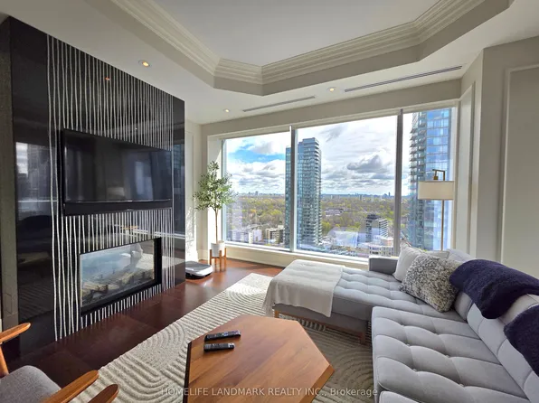 55 Scollard St, Toronto, ON