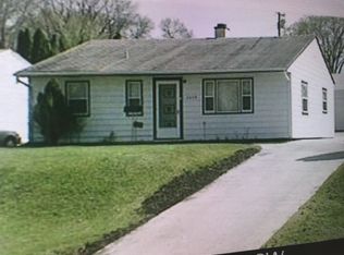 2425 8th Ave SW, Cedar Rapids, IA 52404