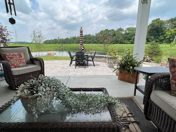 928 Zeller Cir, Pickerington, OH 43147