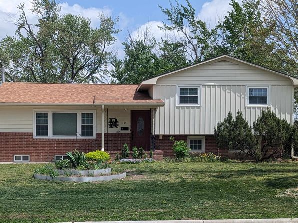 114 N Adams St, Hillsboro, KS 67063