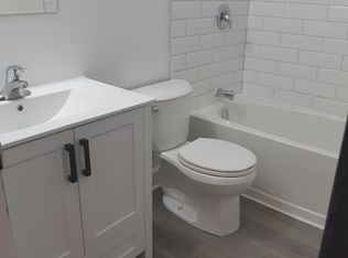 32 Washburn St #12, Prince Edward County, ON K0K2T0