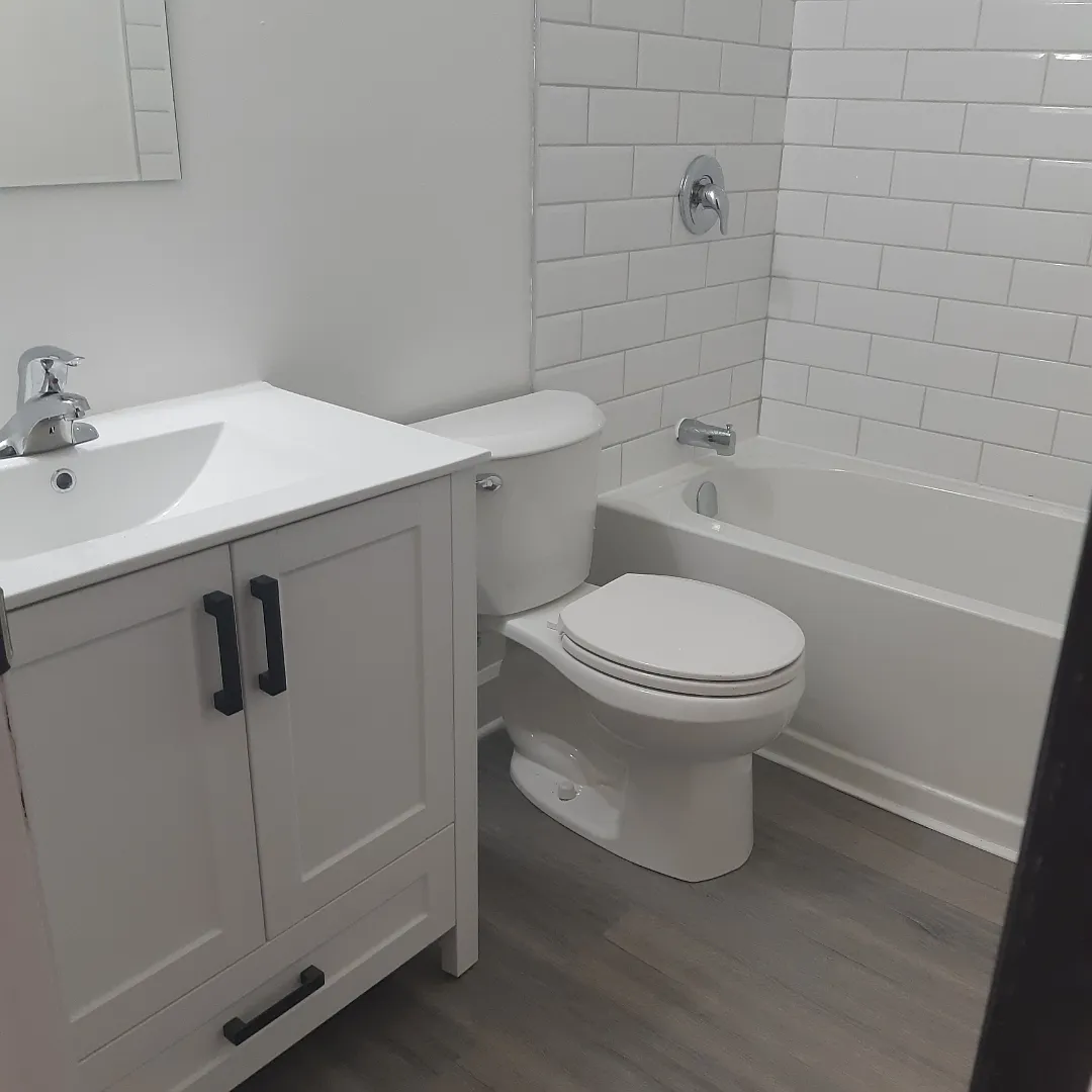 Building Photo - 32 Washburn St #12