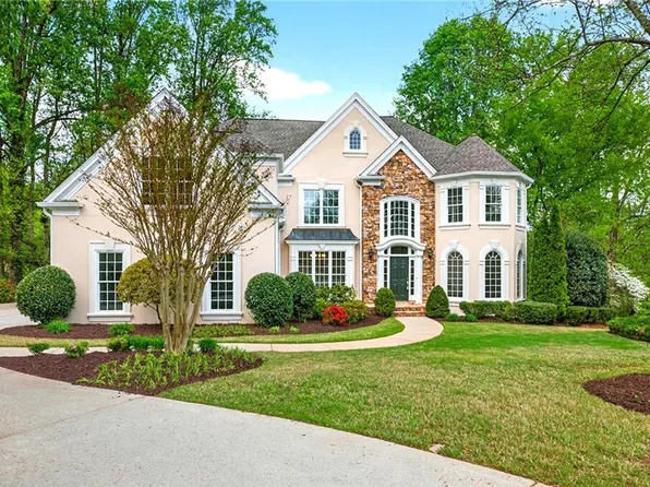 6130 Banbury Ct, Suwanee, GA 30024
