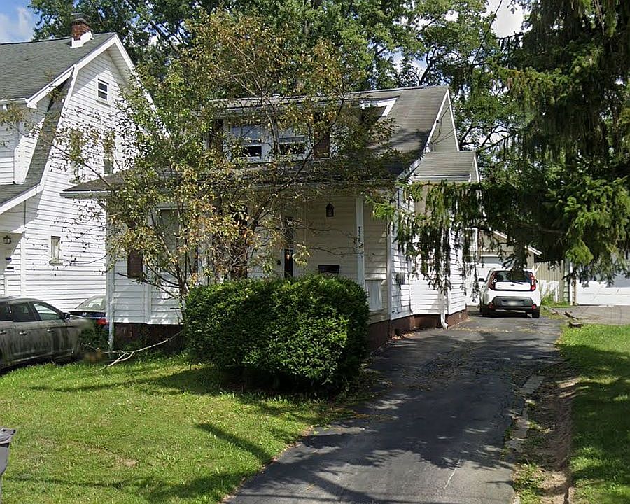 1st image of 3727 Erie St