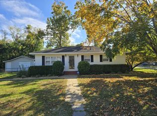 6505 Elkins Dr, Fayetteville, NC 28304