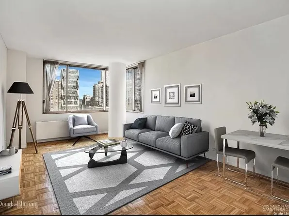 350 West 50th Street image 1 of 17