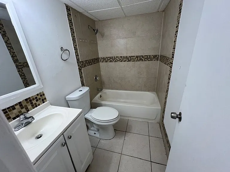 806 9th St West Palm Beach, FL 33403 — Photo 12