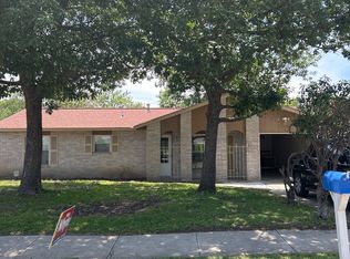 10914 Lazy Oaks Dr, San Antonio, TX 78217