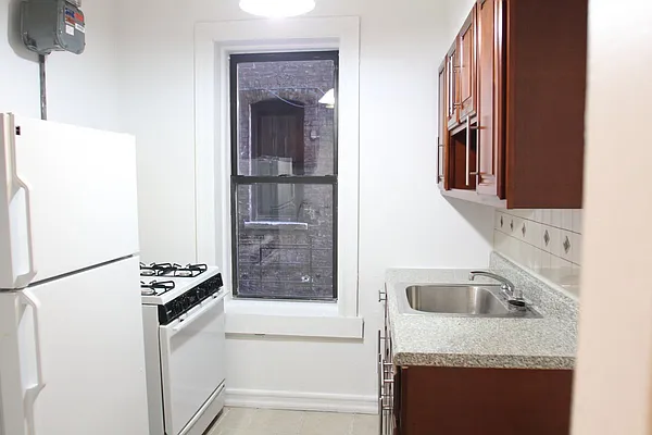 Rented by Bohemia Realty Group | media 17