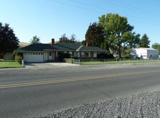 630 E Main St, Ione, OR 97843