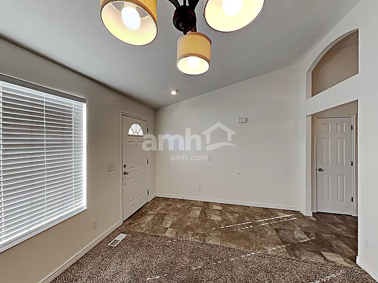 8607 S McGinnis Ln — Photo 10