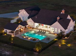 714 Bethel Rd, Waxahachie, TX 75167