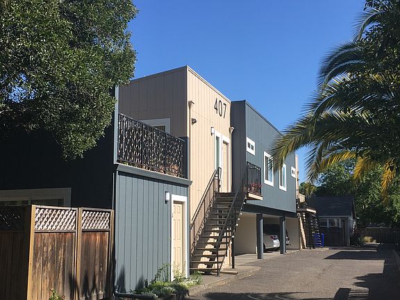 3rd image of 409 W Napa St