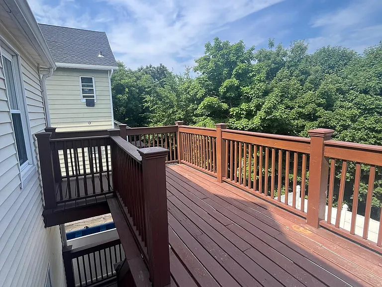 3 Laura St #2 — Photo 4