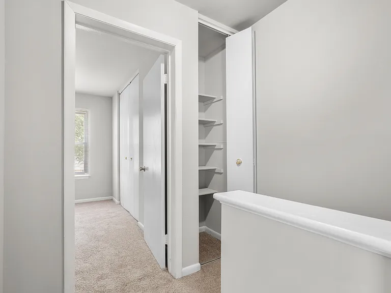 Forest Ridge — Photo 15