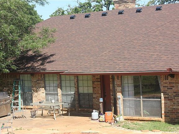4th image of 8798 Harless Oaks Ln