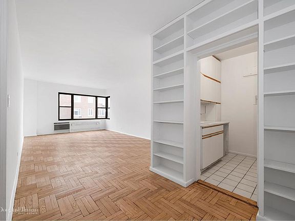 2nd image of 55 E End Ave APT 16E