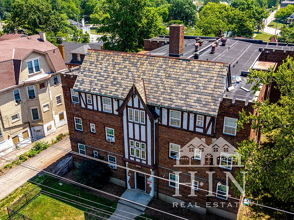 2532 Highland Ave
