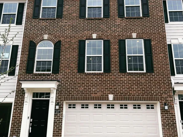 6872 Sunstone Pl, Carmel, IN 46033