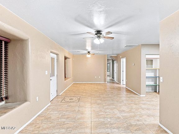 5th image of 2045 S Lee St
