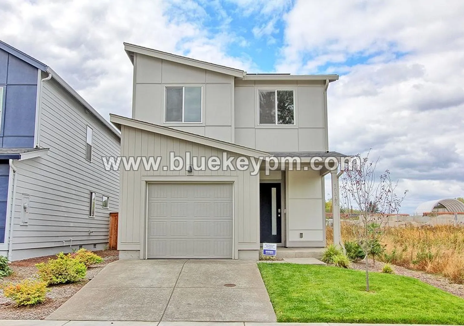 3 Bed, 2 Bath Home Located in Orchards — Photo 1