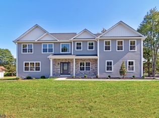 16 Windsor Way, East Hanover, NJ 07936