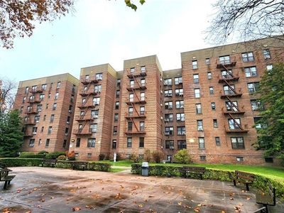 2555 Batchelder St APT 4H, Brooklyn, NY, 11235