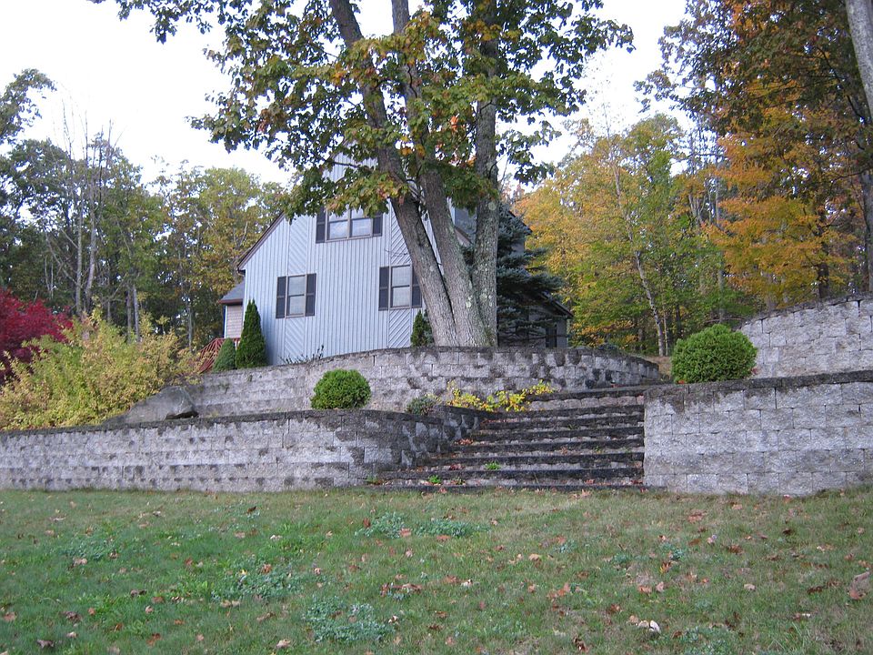 2nd image of 75 Ashley Dr